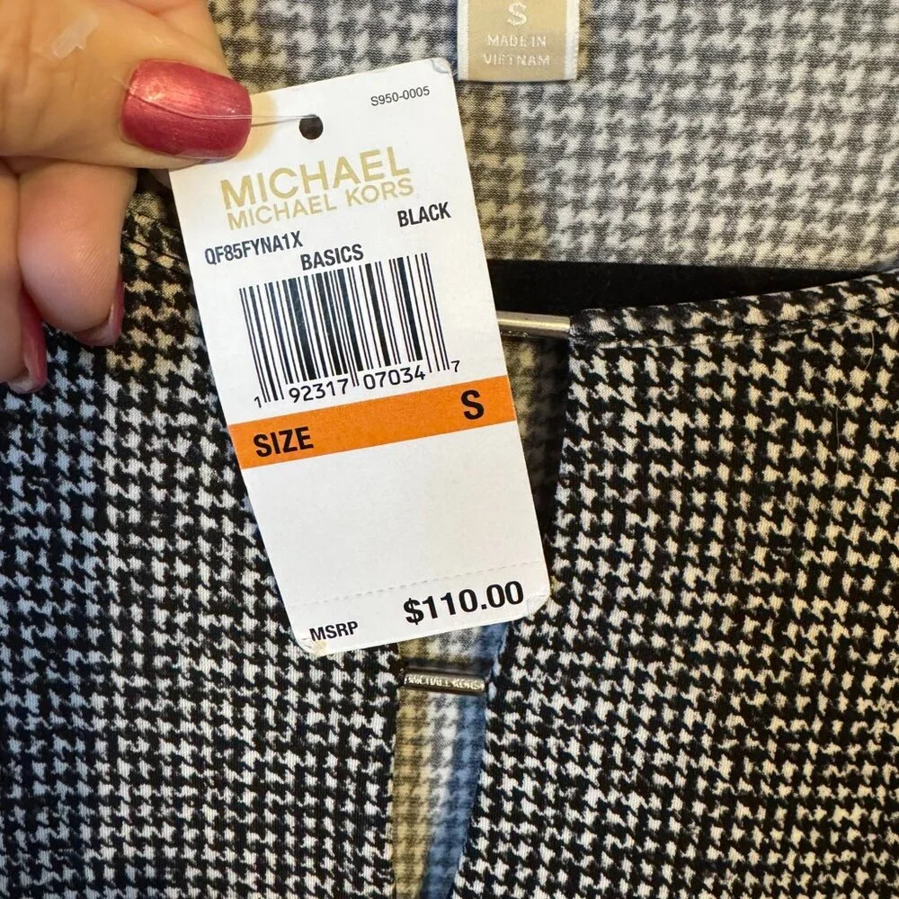 NWT  MICHEAL KORS TOP   NECKLINE DETAIL FLUTED SLEEVES SMALL   #G - Picture 6 of 11
